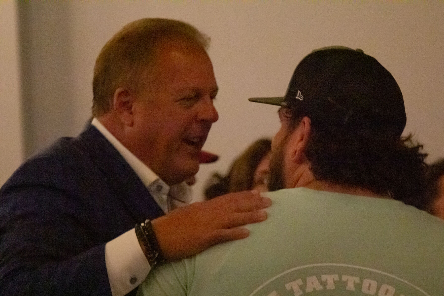 Jim Ross wins Arlington runoff mayoral election, Nikkie Hunter wins District 3 seat